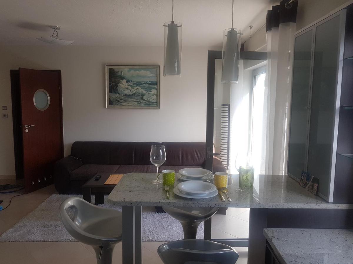 Apartament Przy Plazy Pobierowo Exterior foto